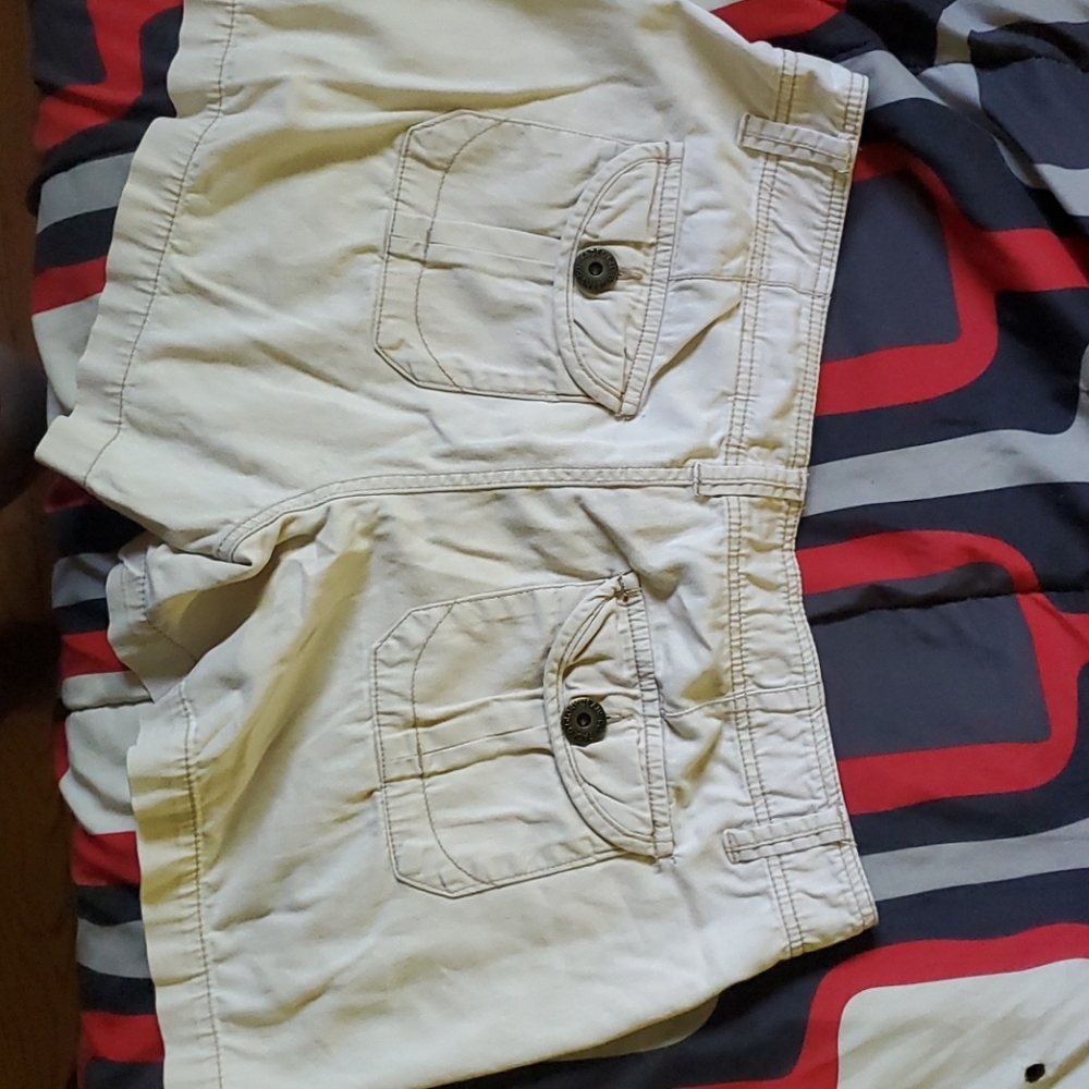 Faded Glory Khaki Shorts Size 8 - Picture 2 of 2